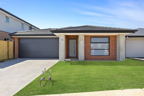 41 Buchanan Bvd, Armstrong Creek, VIC 3217