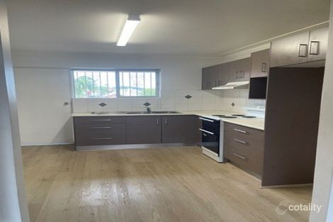 8/562 LOGAN RD, GREENSLOPES, QLD 4120