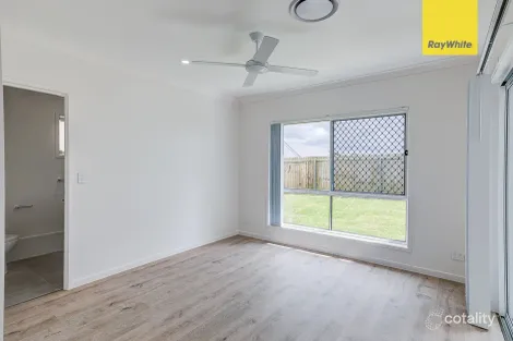 Property photo of 28 Tulloch Street Logan Reserve QLD 4133