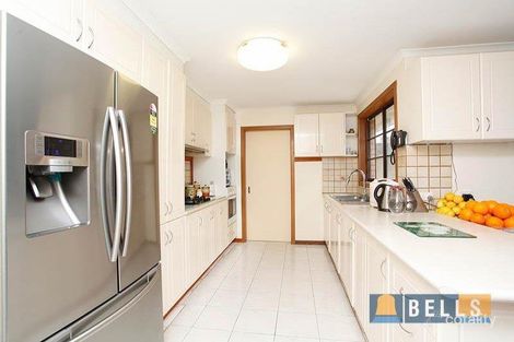 Property photo of 43 Shakespeare Drive Delahey VIC 3037