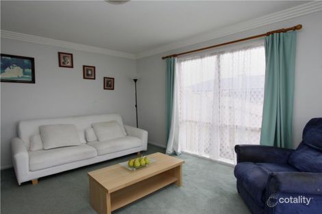 Property photo of 32 Leda Drive Tarneit VIC 3029