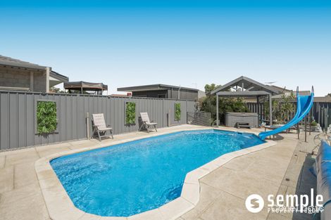 Property photo of 17 Jerrat Mews Atwell WA 6164