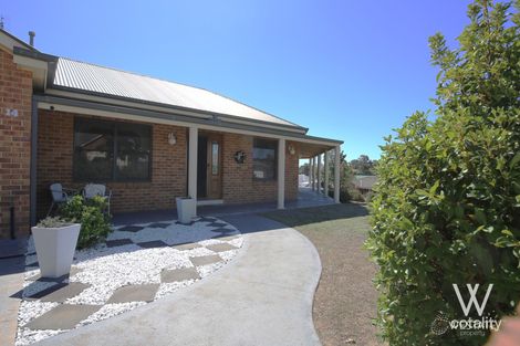 14 Cypress Cres, Kelso, NSW 2795