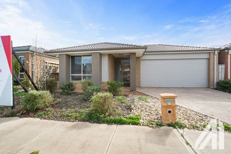 Property photo of 27 Dennerley Way Truganina VIC 3029