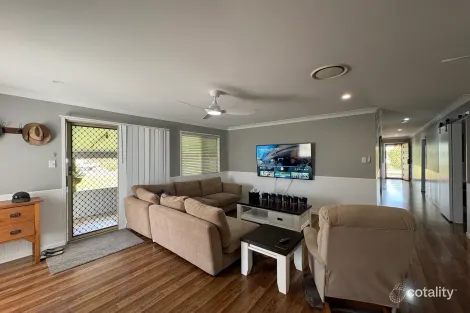 Property photo of 50 Vanessa Drive Dalby QLD 4405