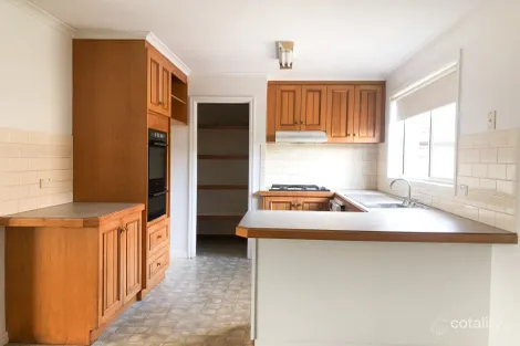 Property photo of 30 Shasta Drive Delacombe VIC 3356