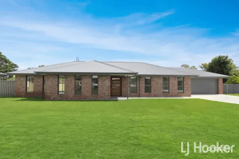 8 Max Pl, Inverell, NSW 2360