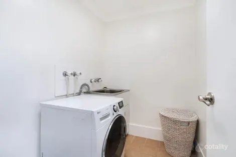 Property photo of 1/108 Kirkdale Drive Charlestown NSW 2290