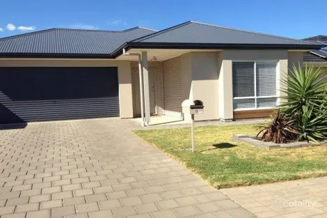 Property photo of 8 School Oval Drive Christie Downs SA 5164