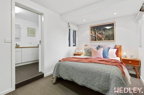 Property photo of 8/25 Nepean Highway Elsternwick VIC 3185
