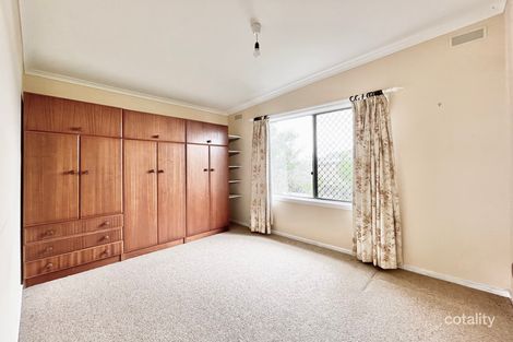 Property photo of 22 Twakurra Street Rye VIC 3941