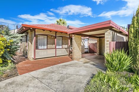 23 Collins Pde, Hackham, SA 5163