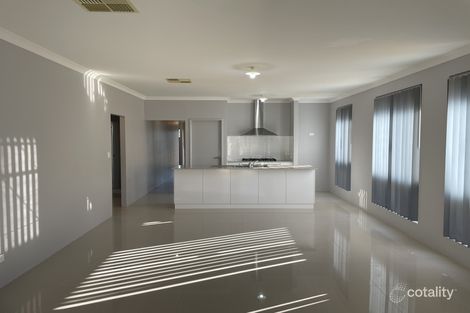 Property photo of 31 Southampton Drive Piara Waters WA 6112