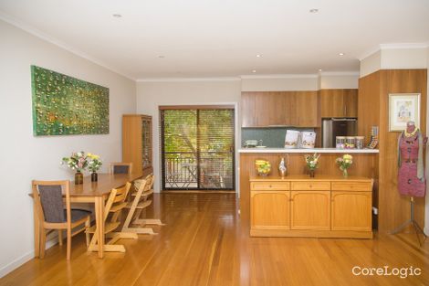 Property photo of 216 Stockmans Way Kensington VIC 3031