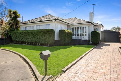 18 LEARMOUTH ST, BELMONT, VIC 3216