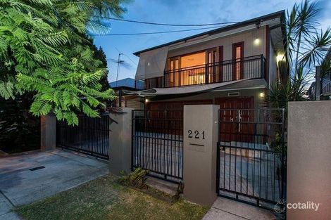 2/221 Cornwall St, Greenslopes, QLD 4120