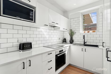 Property photo of 23/40A Roslyn Gardens Rushcutters Bay NSW 2011