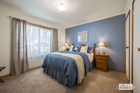 Property photo of 6 Ware Avenue West Wodonga VIC 3690
