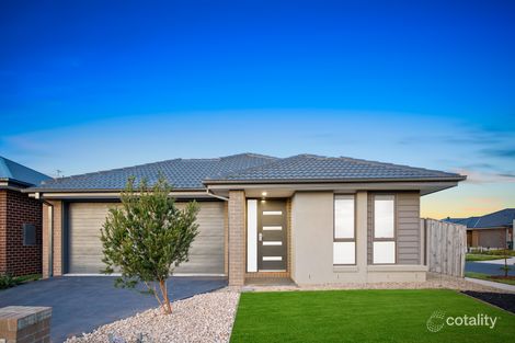 Property photo of 2 Horton Drive Werribee VIC 3030