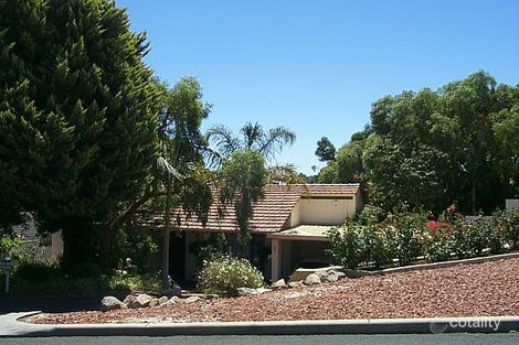 2 Stafford Ct, Leeming, WA 6149