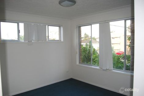 Property photo of 10/9 Twenty Eighth Avenue Palm Beach QLD 4221
