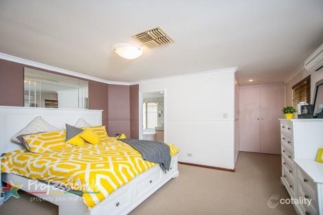 Property photo of 2 Winter Drive Thornlie WA 6108