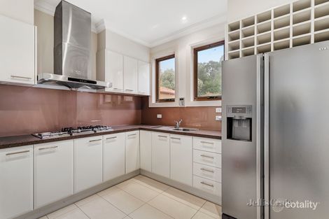 Property photo of 18 Alexander Road Warrandyte VIC 3113