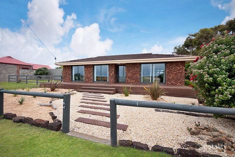 64 The Esplanade, Narrawong, VIC 3285