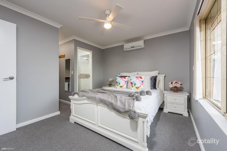 Property photo of 25 Longridge Rise Quinns Rocks WA 6030