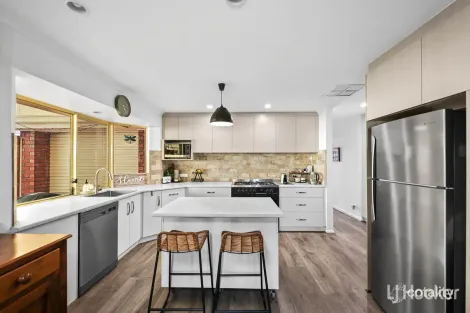 Property photo of 10 Lachlan Drive Craigmore SA 5114