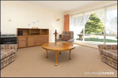 Property photo of 15 Surrey Street Mornington VIC 3931