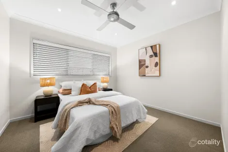 Property photo of 65 Taylor Place Mackenzie QLD 4156