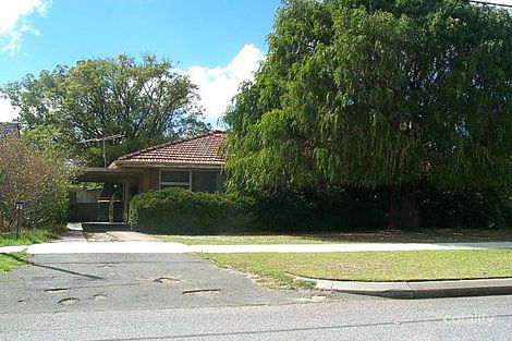 22 Boulder St, Bentley, WA 6102