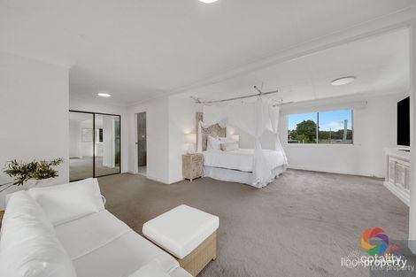 Property photo of 11 The Oaks Road Tannum Sands QLD 4680