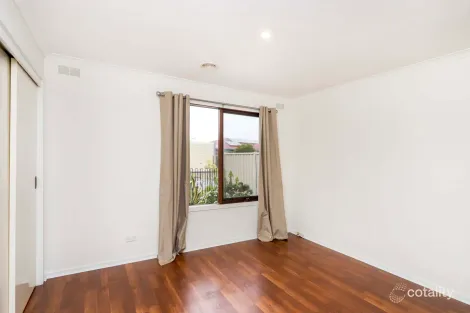 Property photo of 24 Swallow Street Werribee VIC 3030