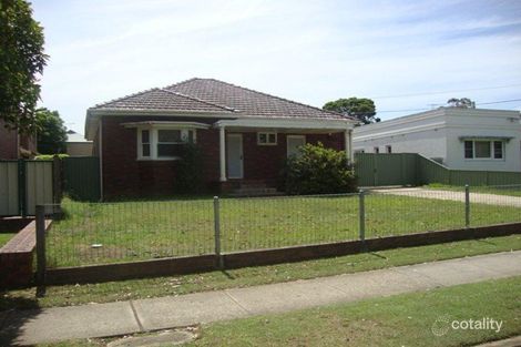 27 Wilga St, Fairfield, NSW 2165