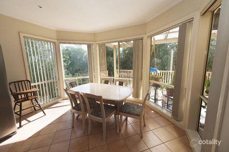 Property photo of 14 The Ridge Roxburgh Park VIC 3064