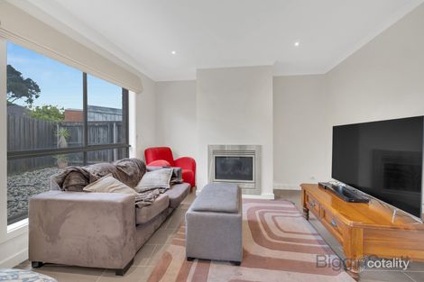 Property photo of 4/4 McRae Avenue St Albans VIC 3021