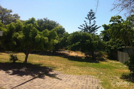 Property photo of 4 Donald Drive Safety Bay WA 6169