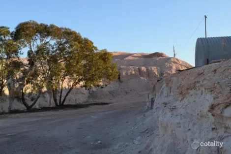 Property photo of 32 Stingas Road Coober Pedy SA 5723