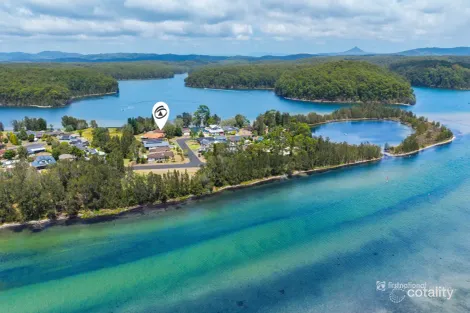 15 Casuarina Cl, Burrill Lake, NSW 2539