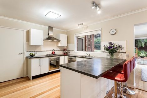 Property photo of 21 Dellfield Drive Templestowe Lower VIC 3107
