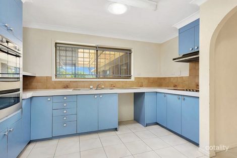 Property photo of 11 Madrid Court Wishart QLD 4122