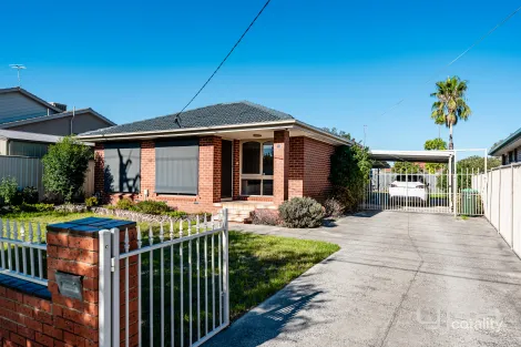 Property photo of 88 Carrick Drive Gladstone Park VIC 3043
