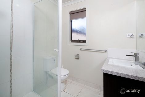 Property photo of 34 Hayton Park Boulevard Cranbourne West VIC 3977
