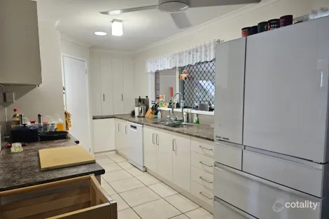 Property photo of 15 Vicky Avenue Crows Nest QLD 4355