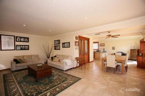 Property photo of 10 Randwick Drive Keilor Park VIC 3042