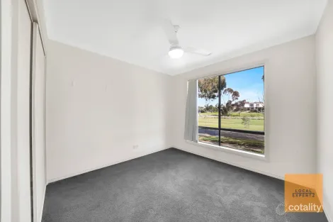 Property photo of 32 Cootamundra Circuit Harkness VIC 3337