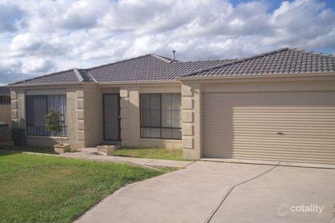 2 Gary Ct, Mount Martha, VIC 3934