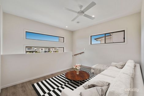 Property photo of 2/115 Prosperity Drive Birtinya QLD 4575